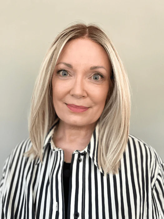 Drive Mono Part | HF Synthetic Lace Front Wig (Mono Part) - Image 12