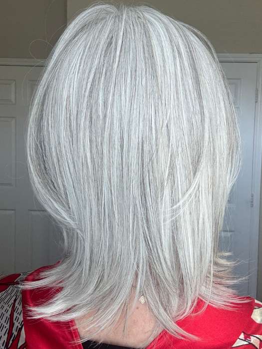 Mallorca | Synthetic Lace Front Wig (Mono Part) | DISCONTINUED - Image 3