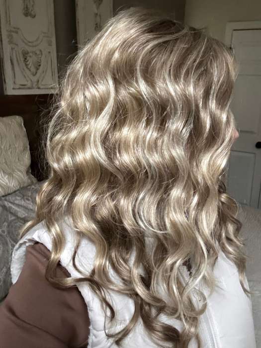 Sarah | Synthetic Lace Front Wig (Hand-Tied) - Image 5